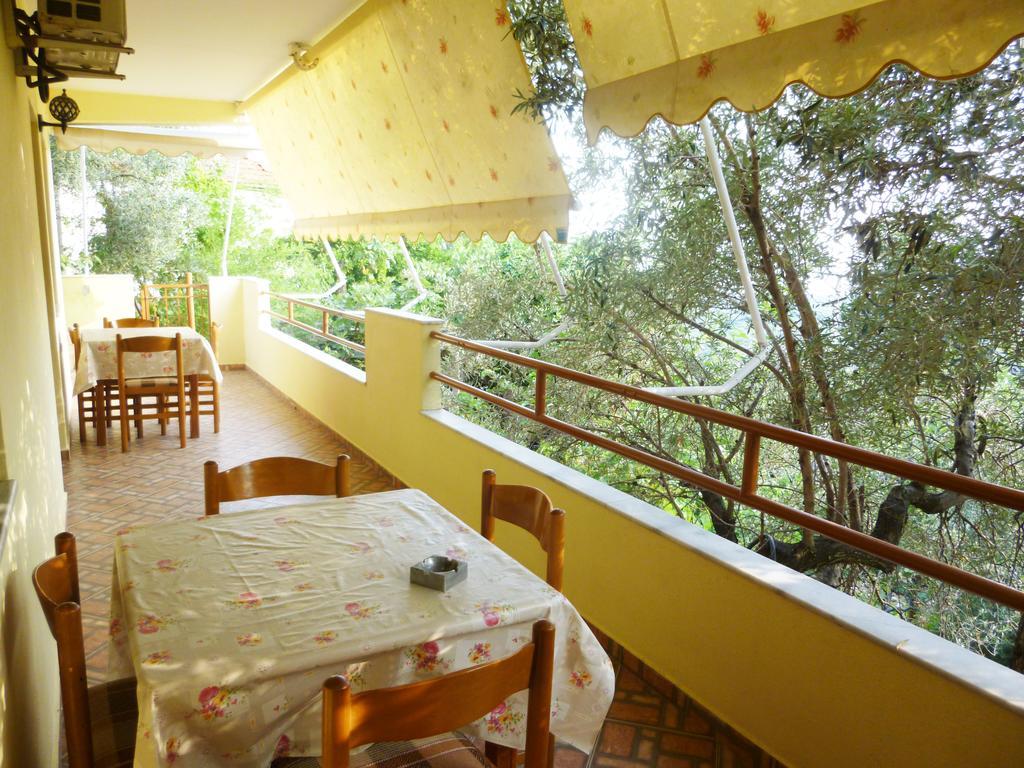 Vila Altini Borsh Exterior photo