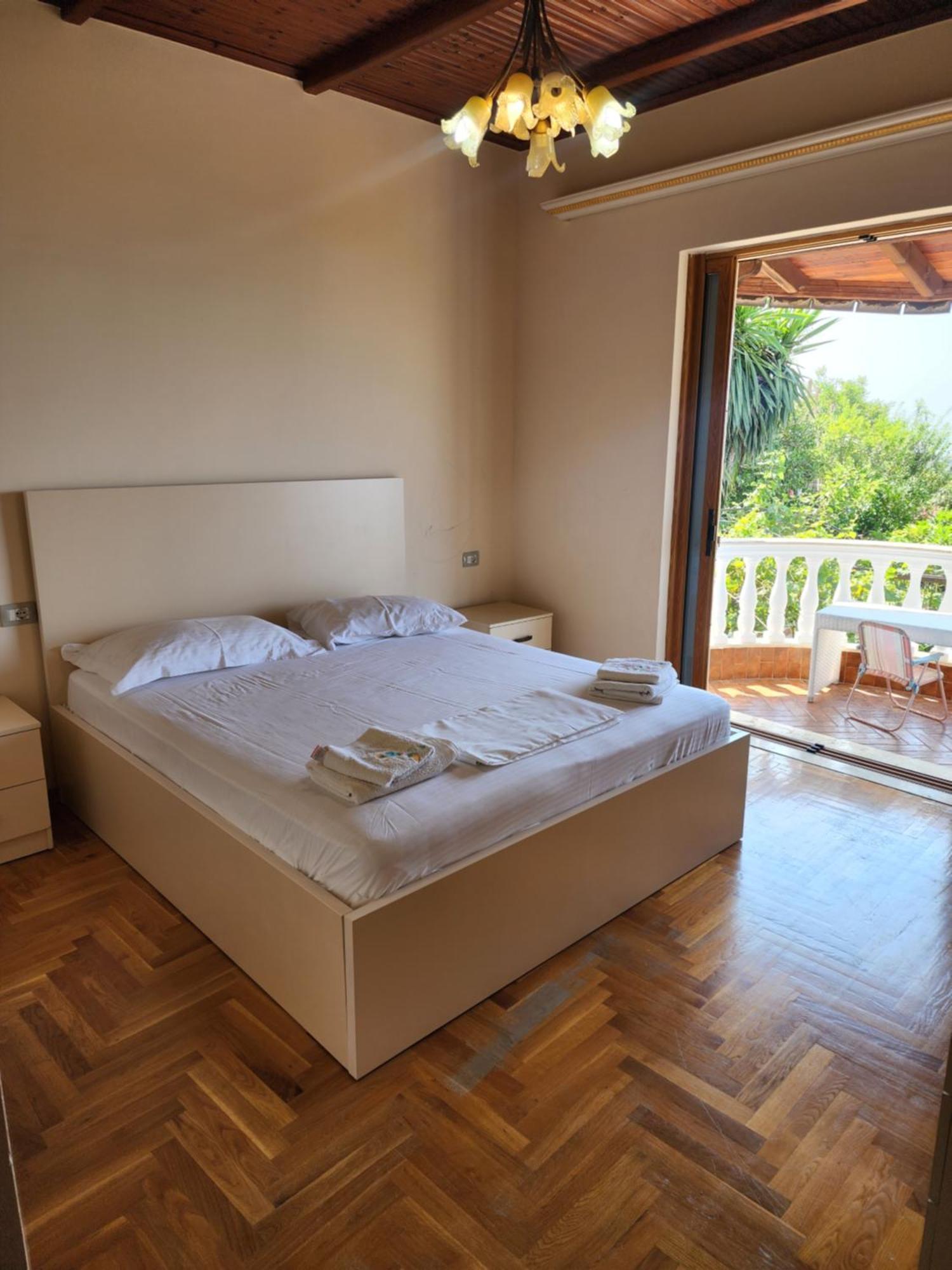 Vila Altini Borsh Room photo
